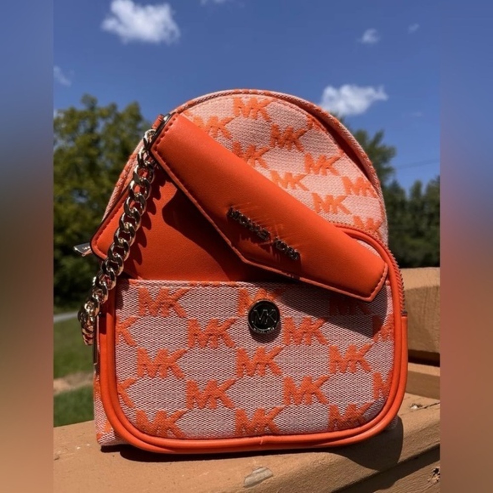 Michael Kors Maisie Small Logo Jacquard 2-in-1 Backpack with Cardholder Wallet N